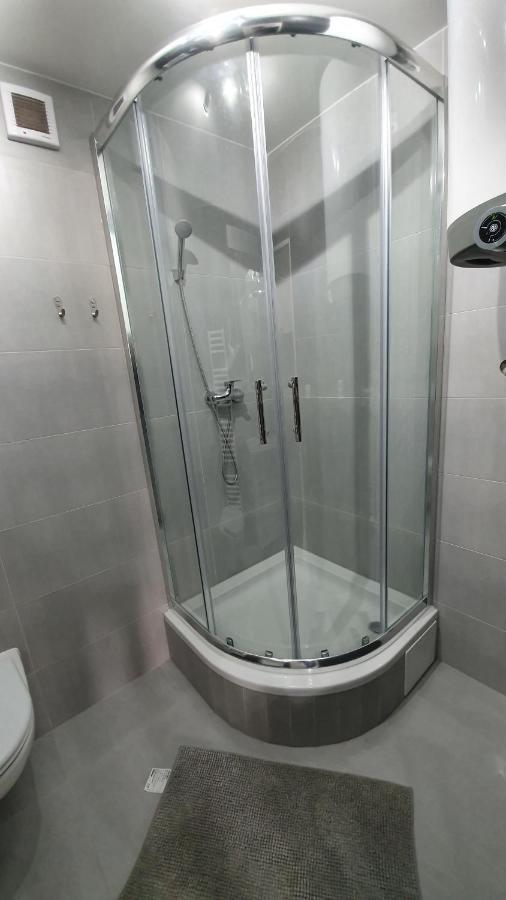 ברנו Small Apartments Denisa Business מראה חיצוני תמונה