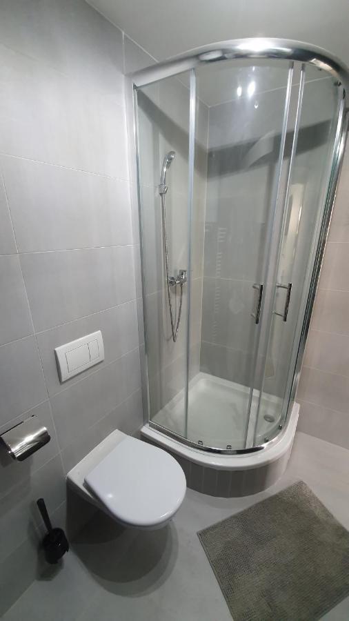 ברנו Small Apartments Denisa Business מראה חיצוני תמונה